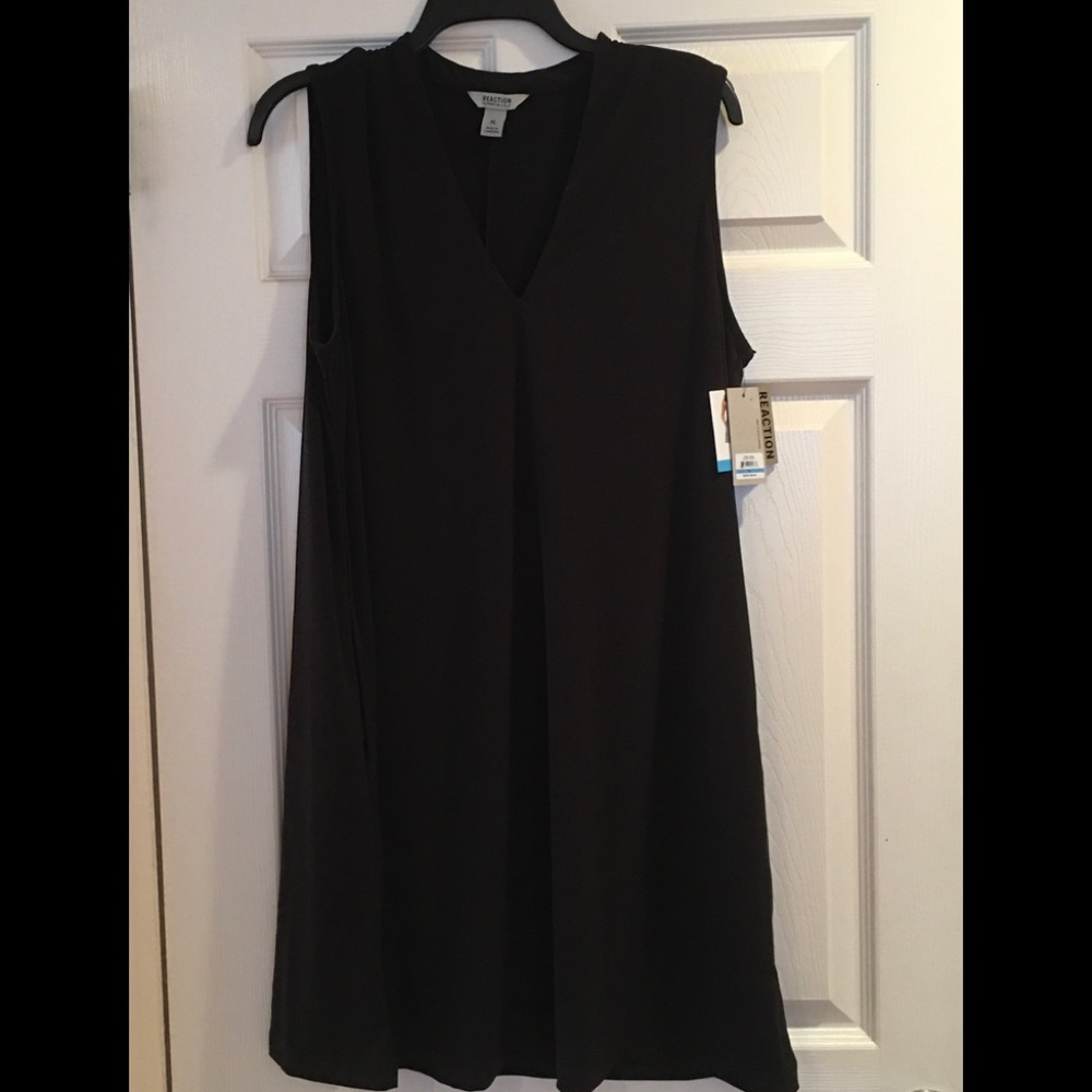 NWT Kenneth Cole Reaction Casual Dress w pockets